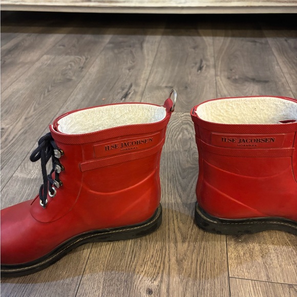 Ilse Jacobsen Vibrant Red Waterproof Boots - Picture 4 of 5